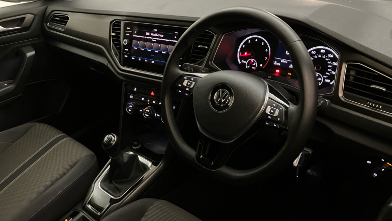 Volkswagen T-Roc 1.5 TSI EVO Design 5dr Petrol Hatchback